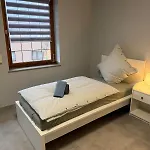 Wg-zimmer-monteurzimmer-ferienwohnung Bis 10 Personen * Aldenhoven (Duren)