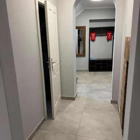 Wg-zimmer-monteurzimmer-ferienwohnung Bis 10 Personen Appartement