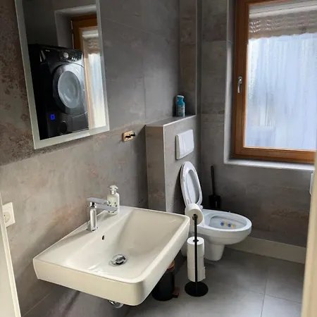 Wg-zimmer-monteurzimmer-ferienwohnung Bis 10 Personen Appartement Aldenhoven (Duren)