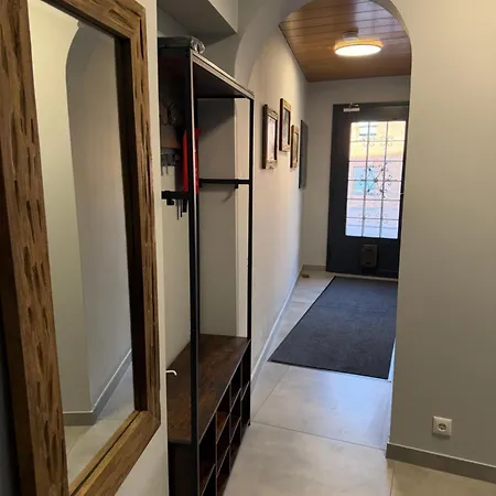 Appartement Wg-zimmer-monteurzimmer-ferienwohnung Bis 10 Personen *
