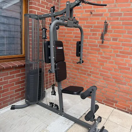 Wg-zimmer-monteurzimmer-ferienwohnung Bis 10 Personen Appartement