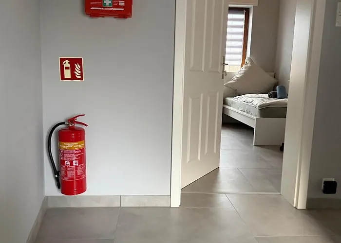Wg-zimmer-monteurzimmer-ferienwohnung Bis 10 Personen Lejlighed Aldenhoven (Duren)