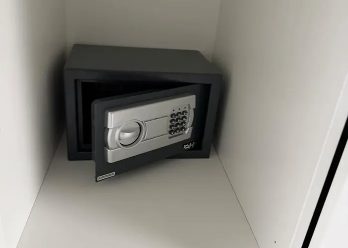 Wg-zimmer-monteurzimmer Apartman *