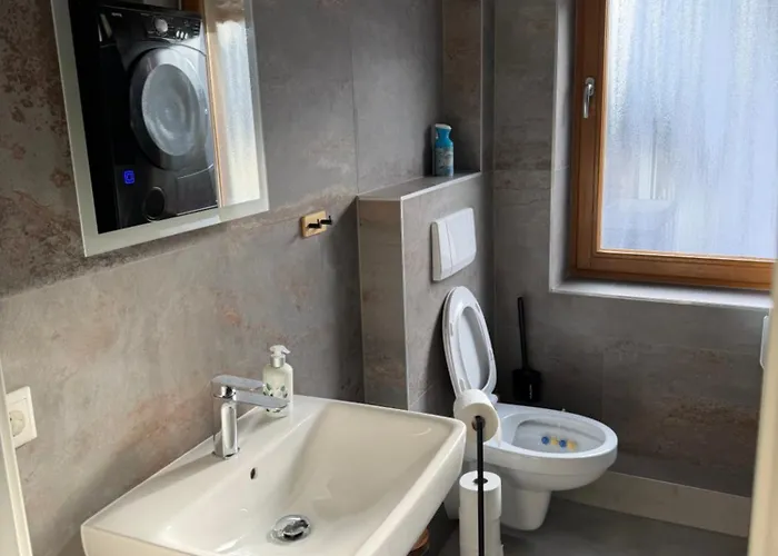 Wg-zimmer-monteurzimmer-ferienwohnung Bis 10 Personen Lejlighed Aldenhoven (Duren)