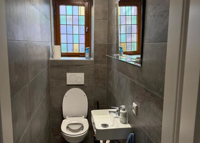 Lejlighed Wg-zimmer-monteurzimmer-ferienwohnung Bis 10 Personen *