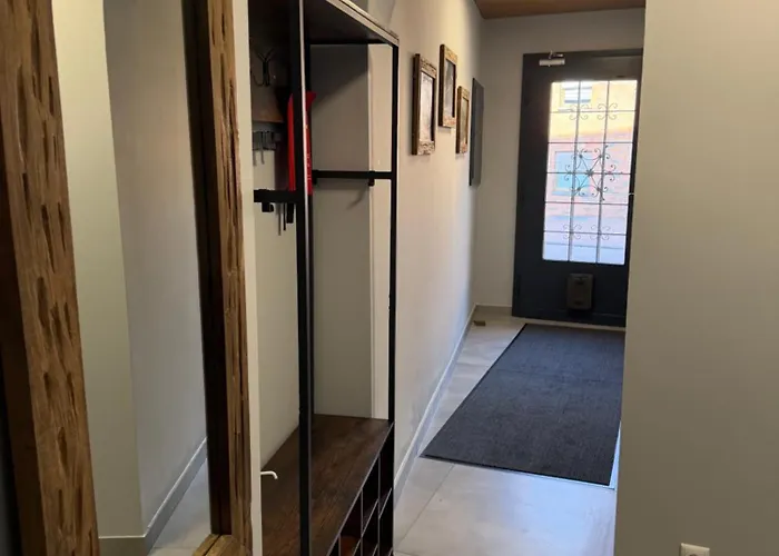Lejlighed Wg-zimmer-monteurzimmer-ferienwohnung Bis 10 Personen *